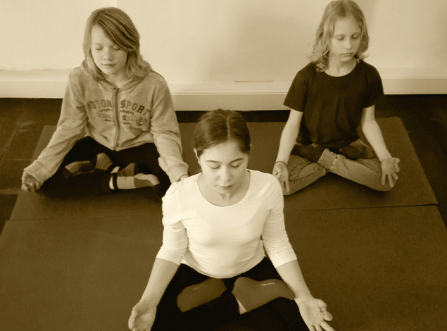 Padmasana-YogiStars