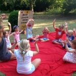 Kinderyoga im Schlosspark